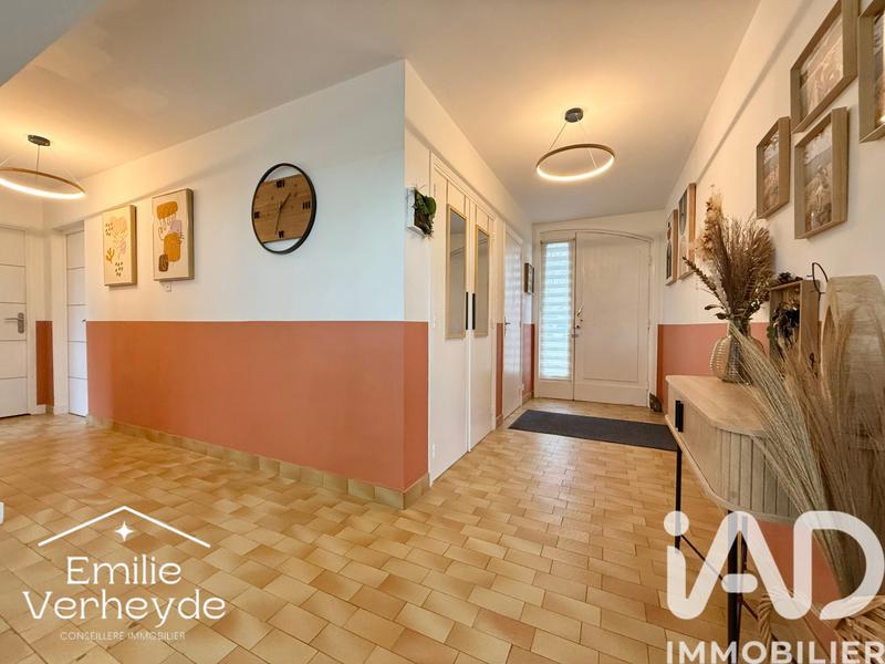 Maison - 163 m² - 8 pièces