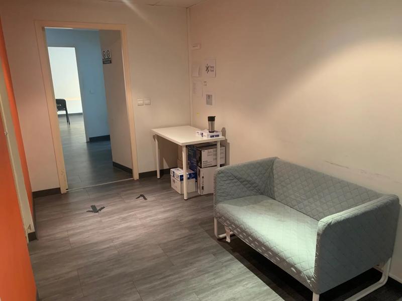 Bureau - 150 m² - 5 pièces