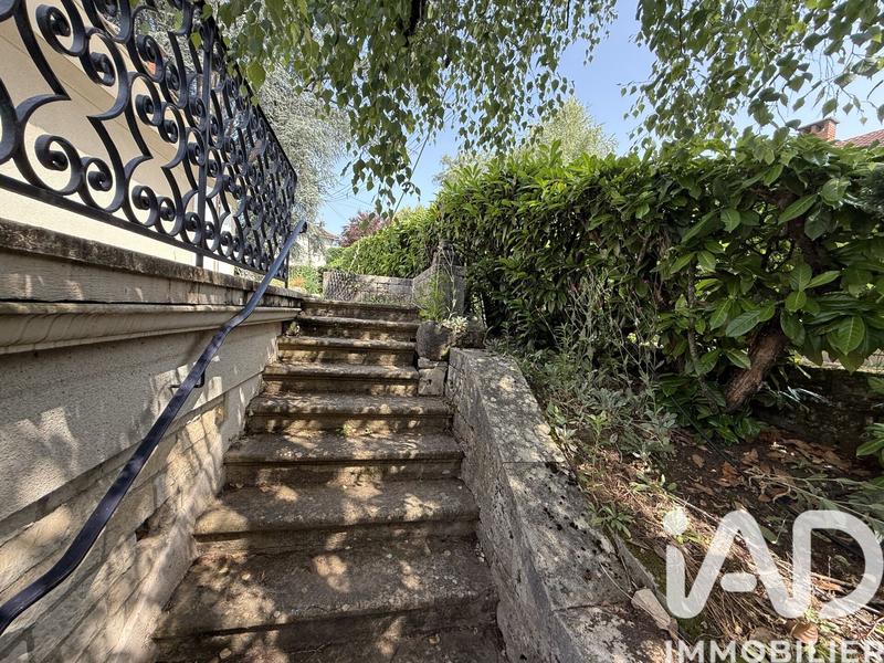 Maison de ville - 129 m² - 5 pièces