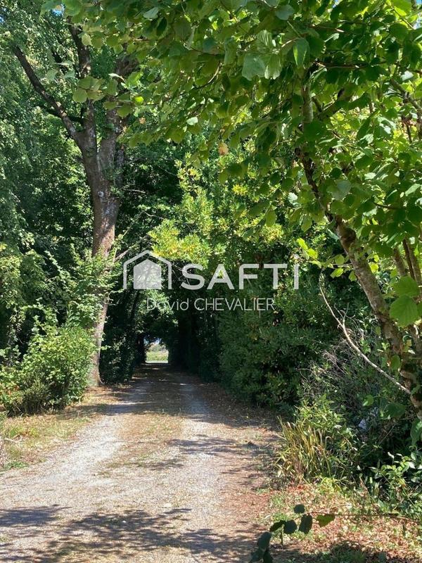 Maison - 280 m² - 15 pièces