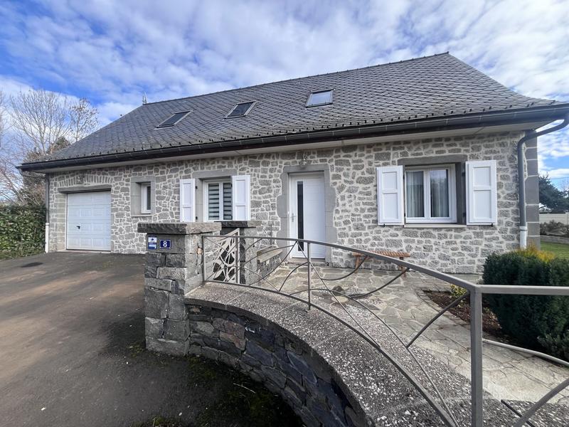 Maison - 144 m² - 5 pièces