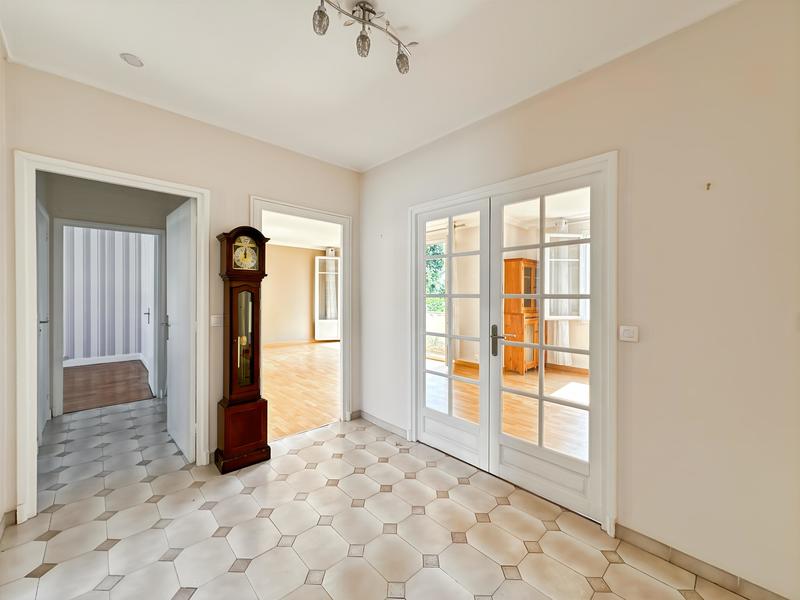 Appartement - 84 m² - 4 pièces