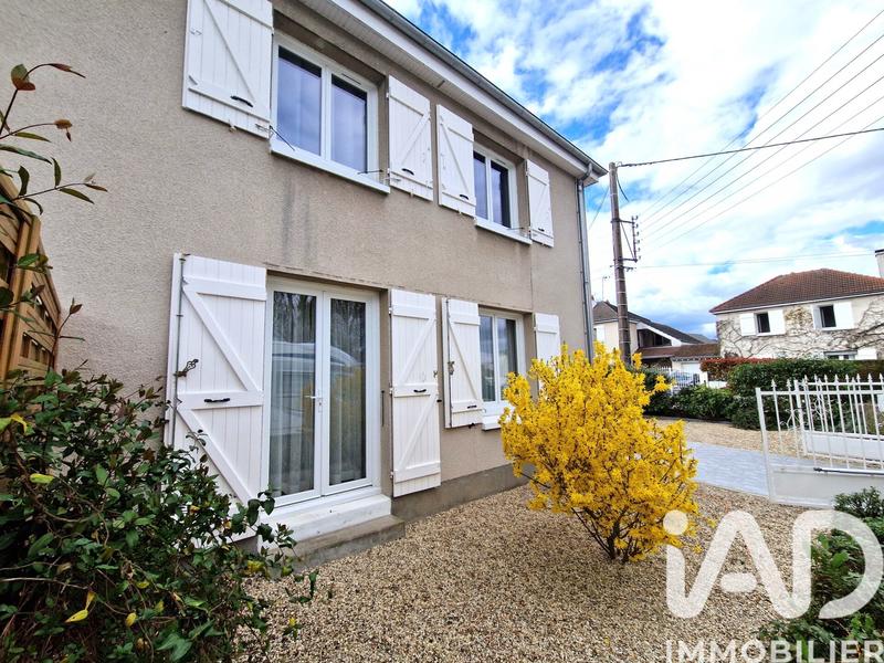 Maison - 80 m² - 4 pièces