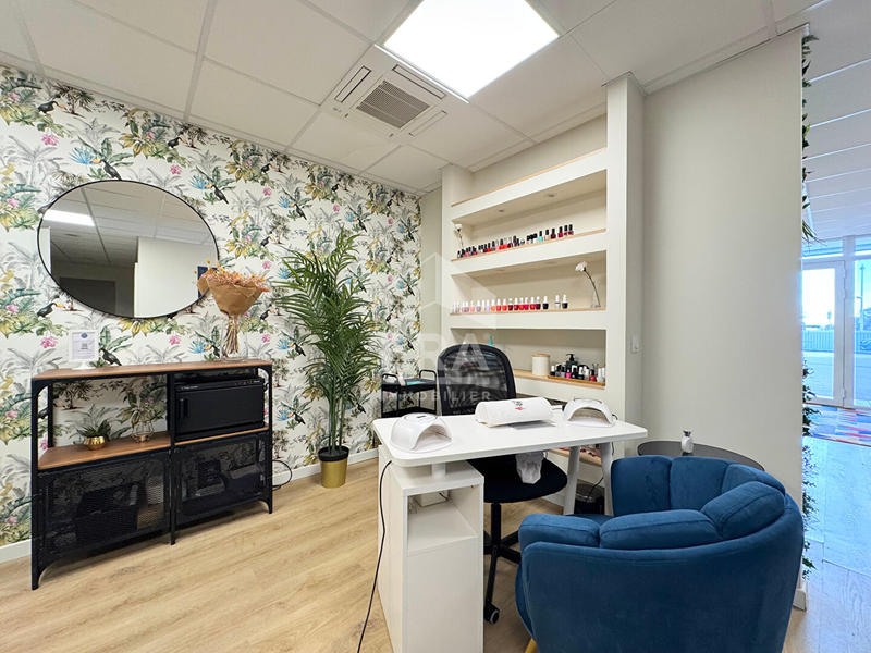 Fonds de commerce - 1 m²