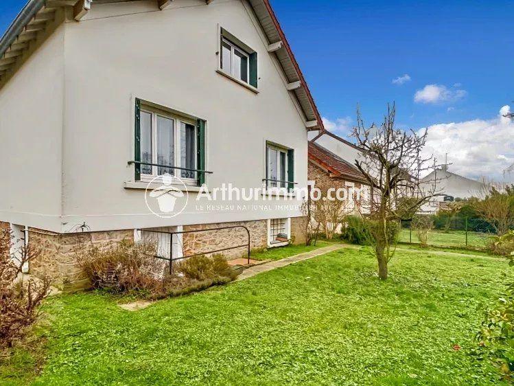 Maison - 91 m² - 5 pièces