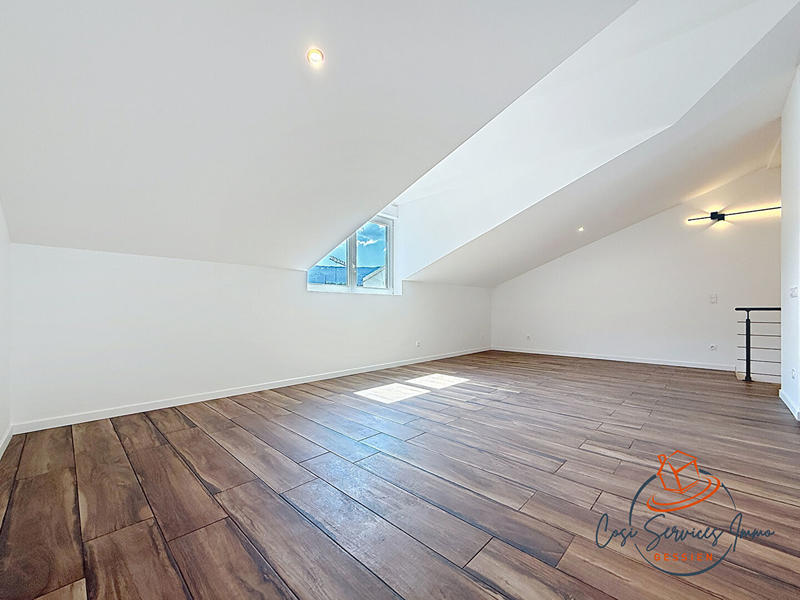 Appartement - 140 m² - 4 pièces