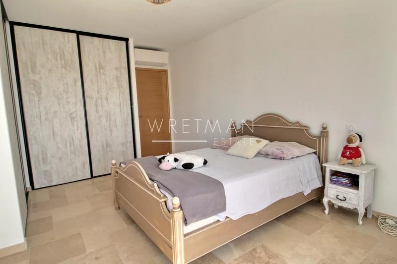 Villa - 210 m² - 6 pièces