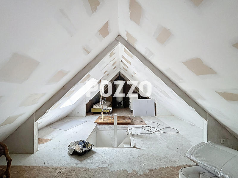 Maison - 92 m² - 4 pièces