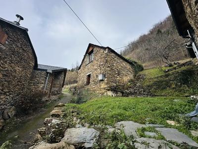 Maison ancienne - 46 m² - 2 pièces