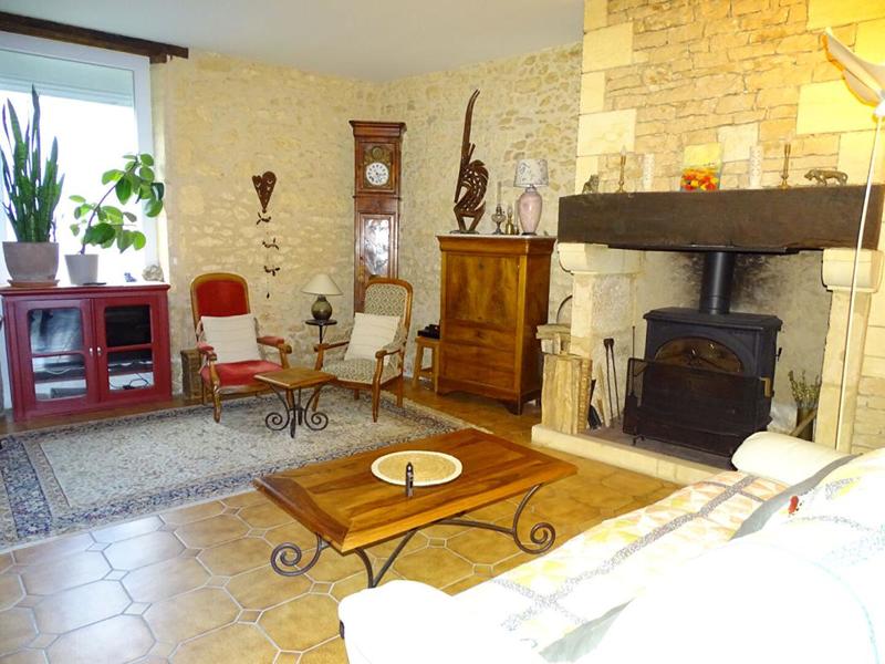 Maison - 196 m² - 7 pièces