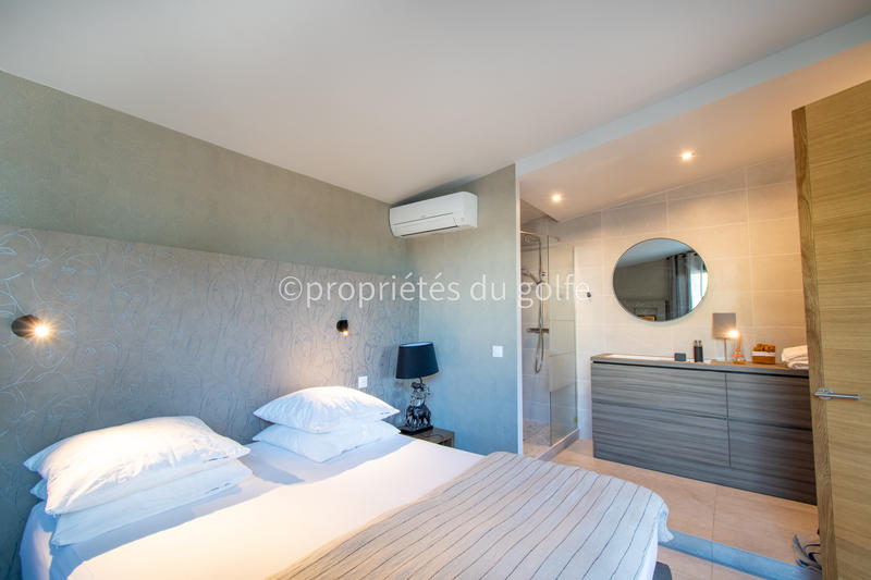 Maison - 210 m² - 5 pièces