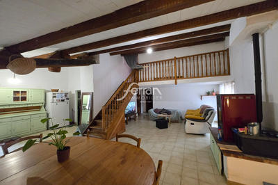 Appartement - 90 m² - 3 pièces