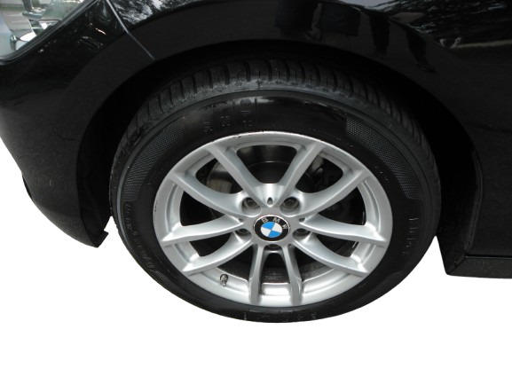 Bmw Série 1 118i 136 Ch Lounge 5 Portes