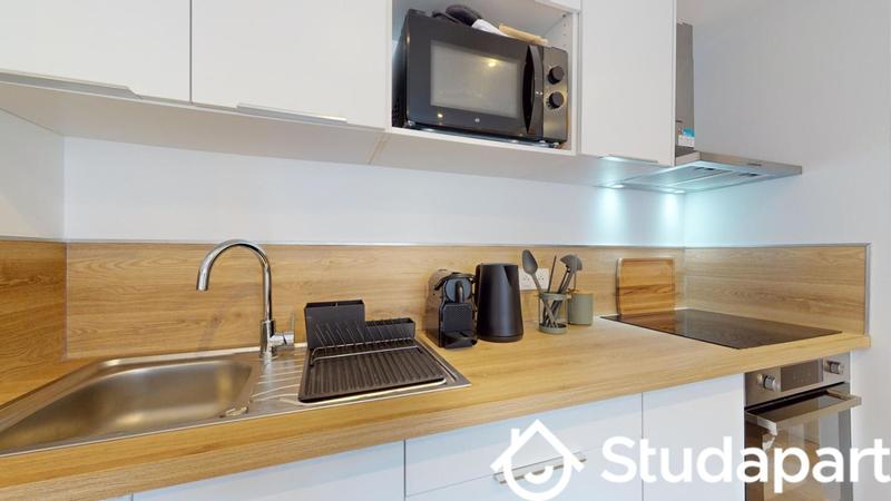 Chambre - 9 m² - 1 pièce