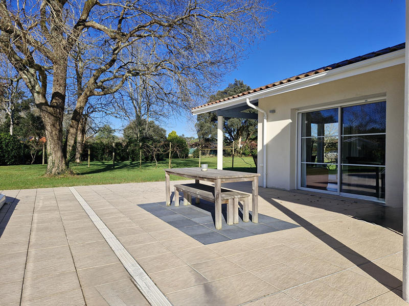 Maison - 140 m² - 5 pièces