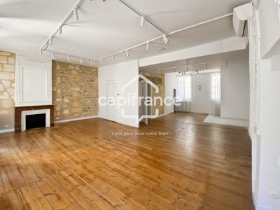 Immeuble - 245 m² - 8 pièces