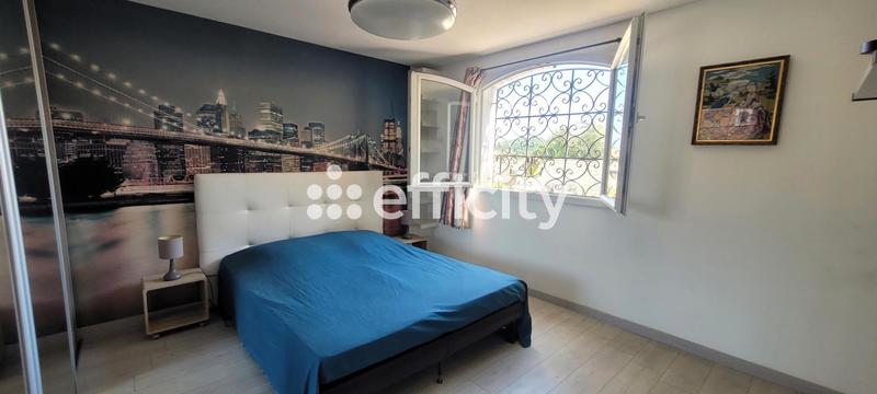 Maison - 185 m² - 6 pièces