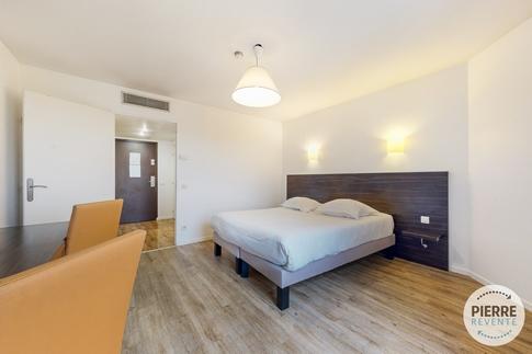 Studio - 24 m² - 1 pièce