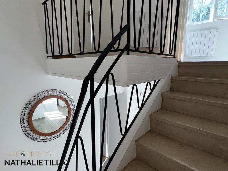 Propriété - 350 m² - 12 pièces