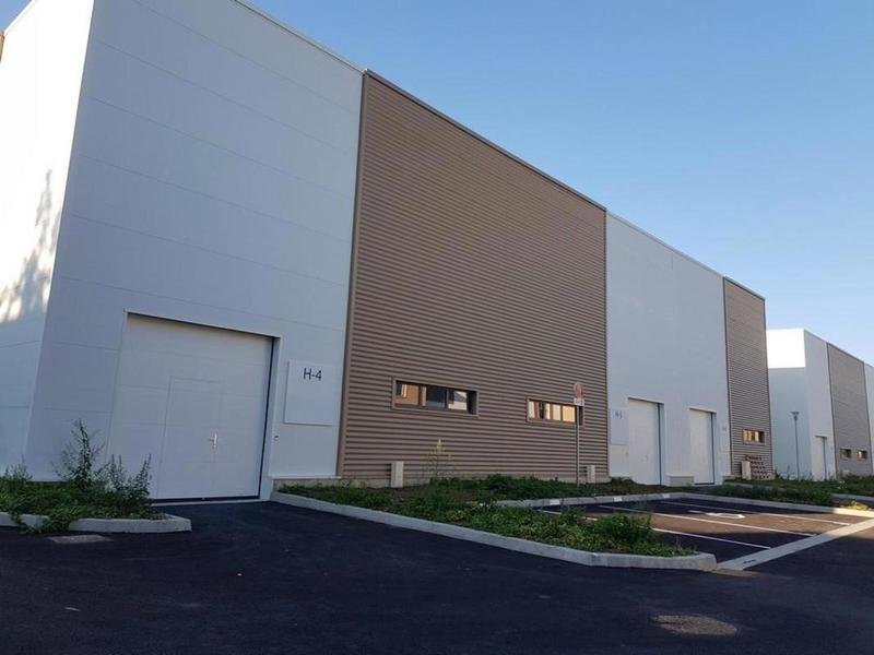 Local d'activités - 229 m²