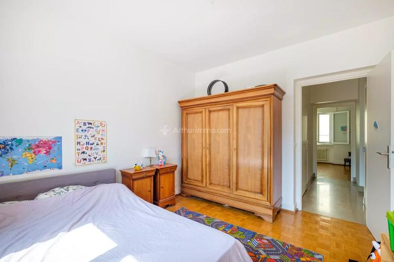 Appartement - 81 m² - 3 pièces