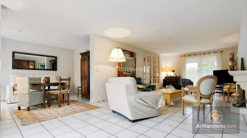 Maison - 162 m² - 6 pièces