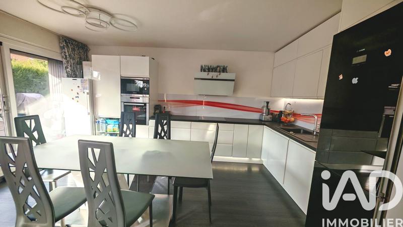 Appartement - 99 m² - 5 pièces