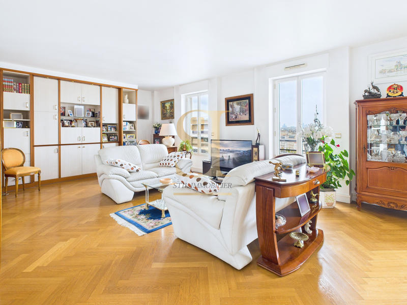 Appartement - 131 m² - 4 pièces