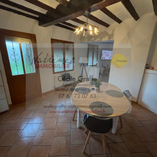 Maison - 95 m² - 4 pièces