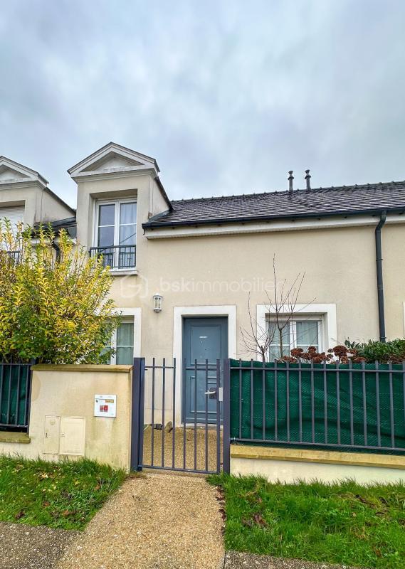 Maison - 98 m² - 5 pièces