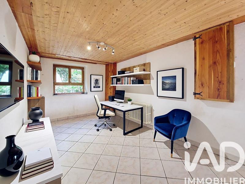 Maison - 191 m² - 6 pièces