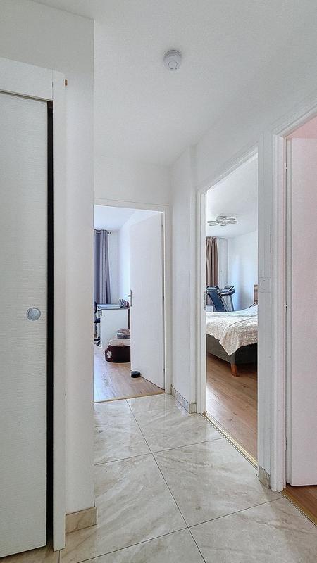 Appartement - 95 m² - 5 pièces