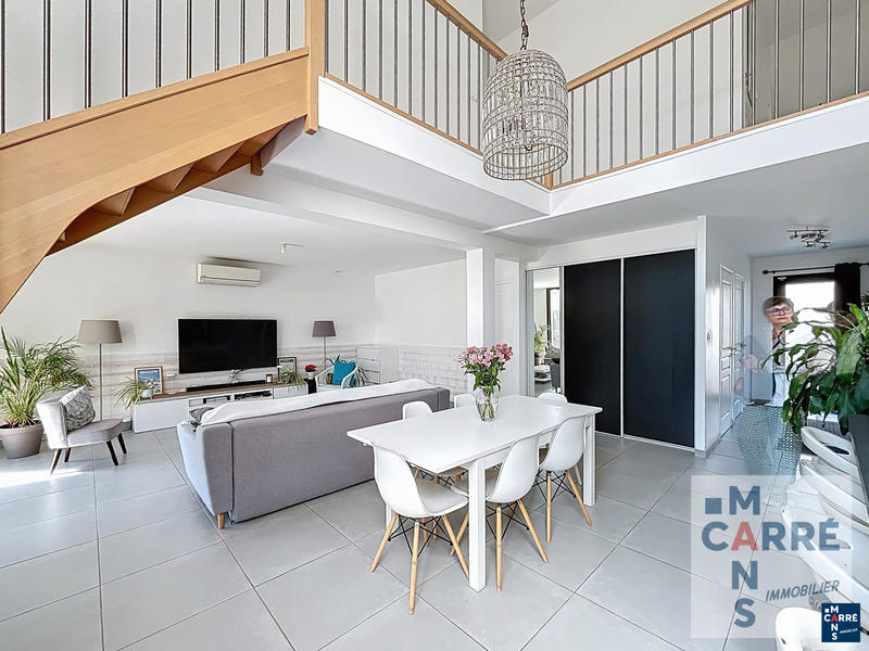 Maison contemporaine - 175 m² - 7 pièces