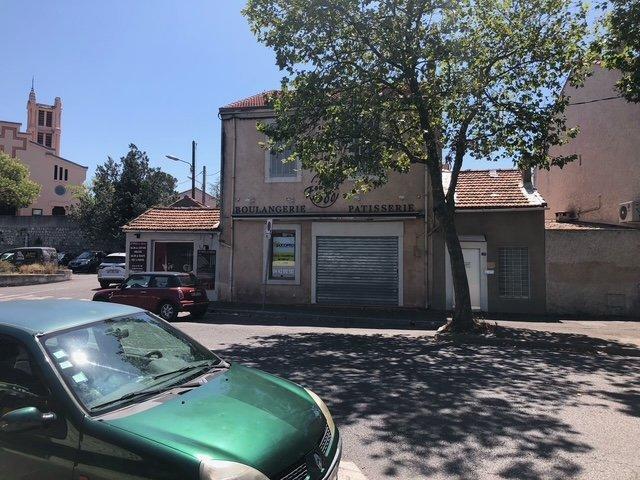 Immeuble - 153 m² - 5 pièces