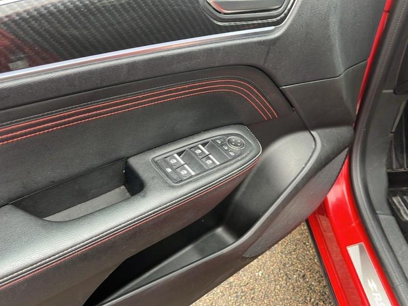 Renault Arkana E-Tech 145 - 21b R.S. Line