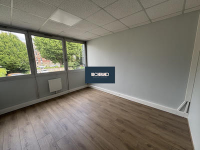 Bureau - 105 m²