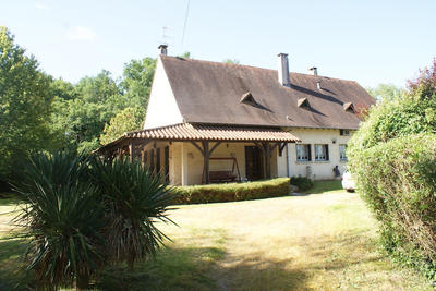 Maison - 138 m² - 9 pièces