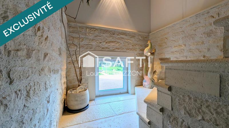 Villa - 291 m² - 13 pièces