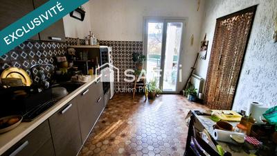 Maison - 179 m² - 7 pièces