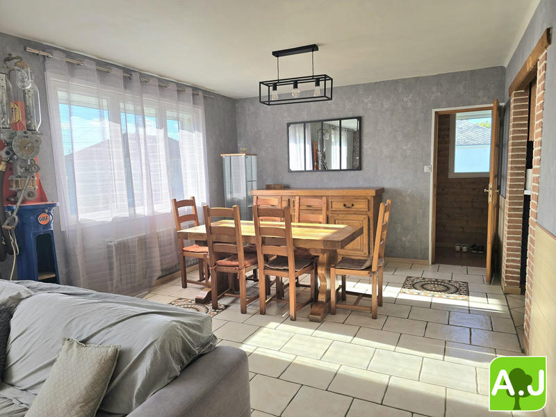 Maison traditionnelle - 72 m² - 5 pièces