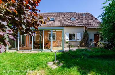 Maison - 148 m² - 7 pièces