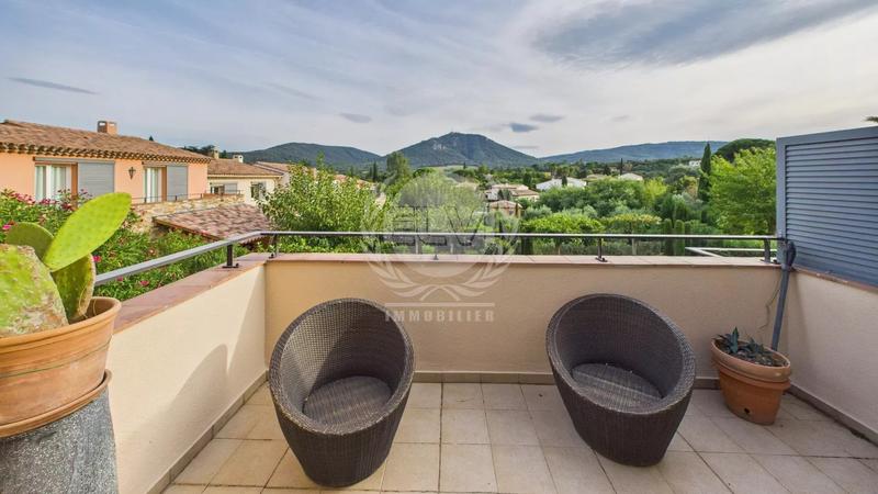 Maison - 89 m² - 3 pièces