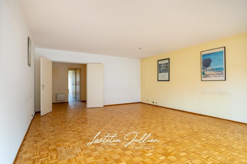 Appartement - 107 m² - 4 pièces