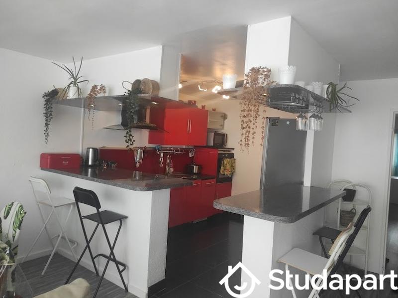 Chambre - 14 m² - 1 pièce