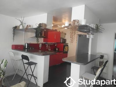 Chambre - 14 m² - 1 pièce