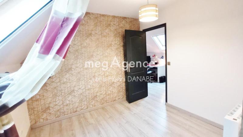 Maison - 130 m² - 7 pièces