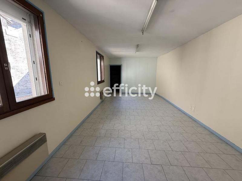 Appartement - 330 m² - 7 pièces