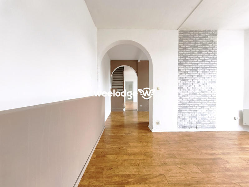 Maison - 85 m² - 4 pièces