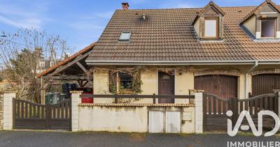 Maison - 88 m² - 6 pièces