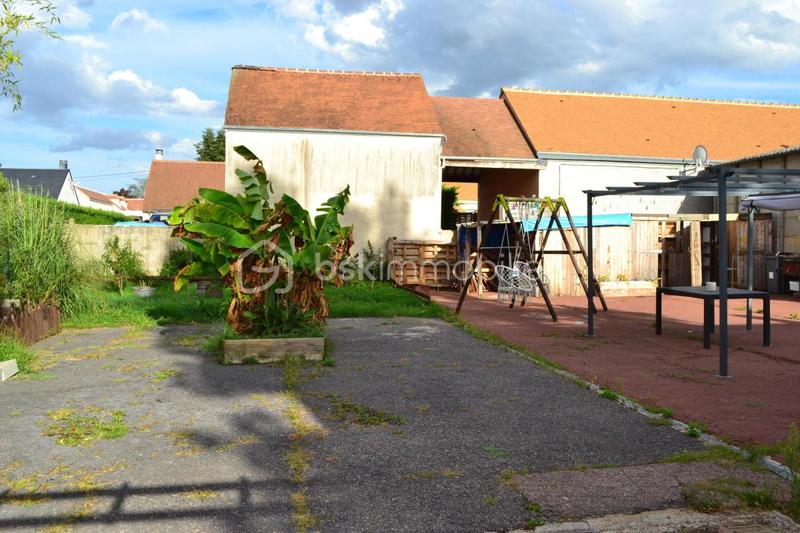 Maison - 225 m² - 6 pièces